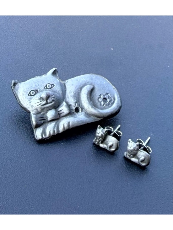 Jewelry - Vintage Pewter Cat Brooch & Earrings Demi Parure Set